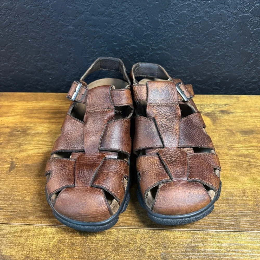 Clarks 37883 Brown Pebbled Leather Fisherman Sandals Mens 11M